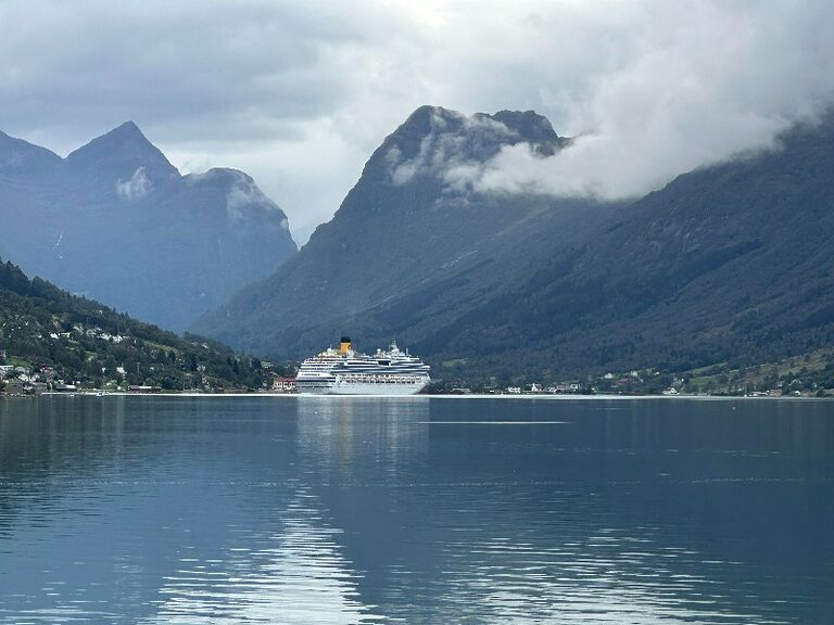 Beste Reisezeit für die Fjorde
